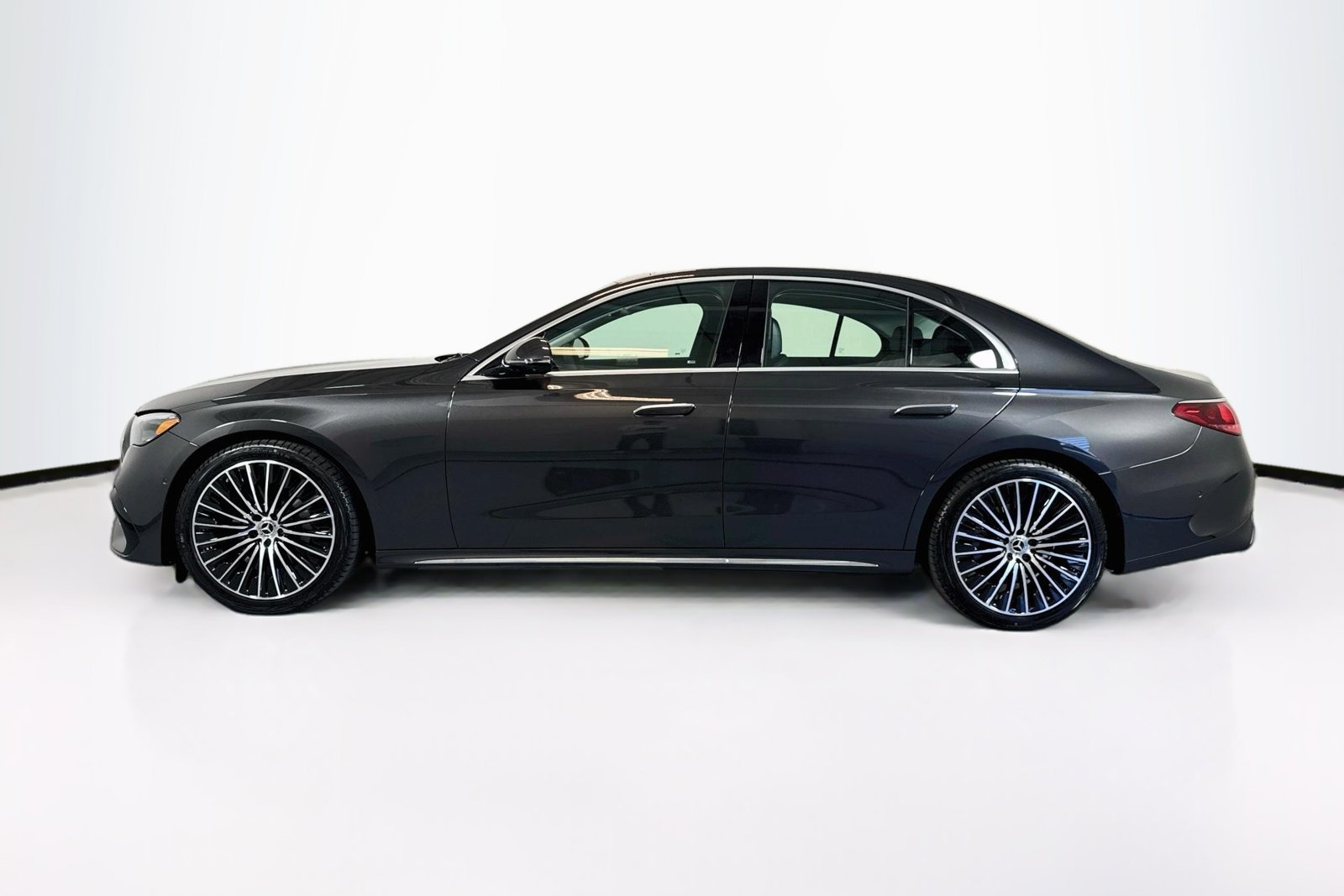 New 2026 Graphite Grey Metallic Mercedes-Benz E 350 image 8
