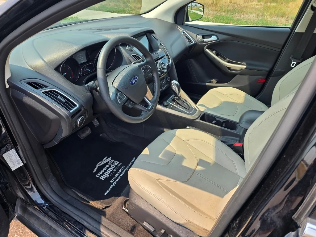 Used 2018 Shadow Black Ford Titanium image 25