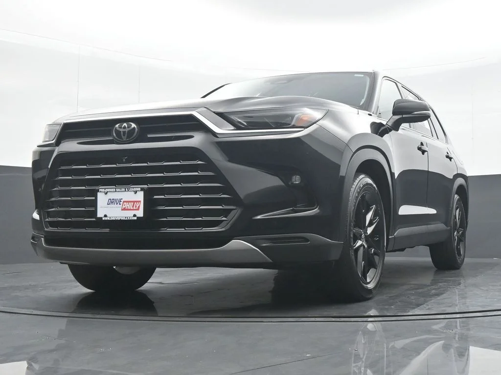 Used 2024 Black Toyota Platinum image 26