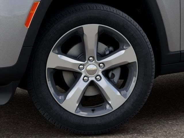 New 2026 Silver Zynith Exterior Paint Jeep Limited image 25