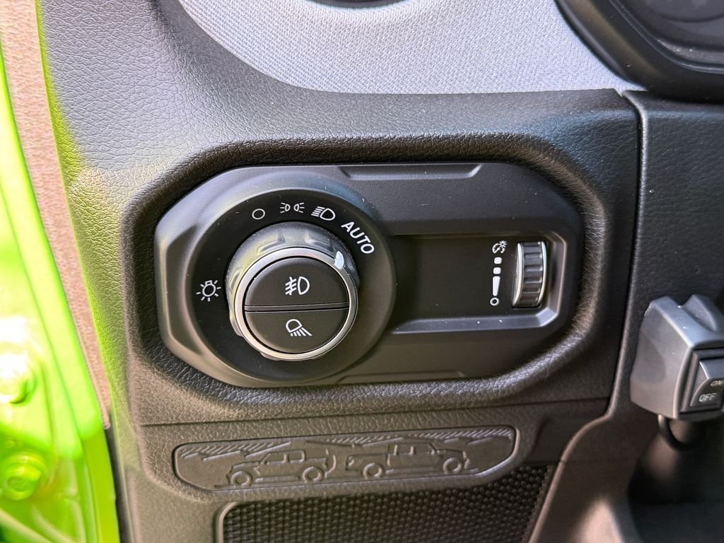 Used 2025 Green Jeep Willys image 24