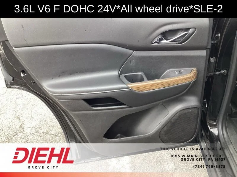 Used 2019 Black GMC SLE-2 image 21