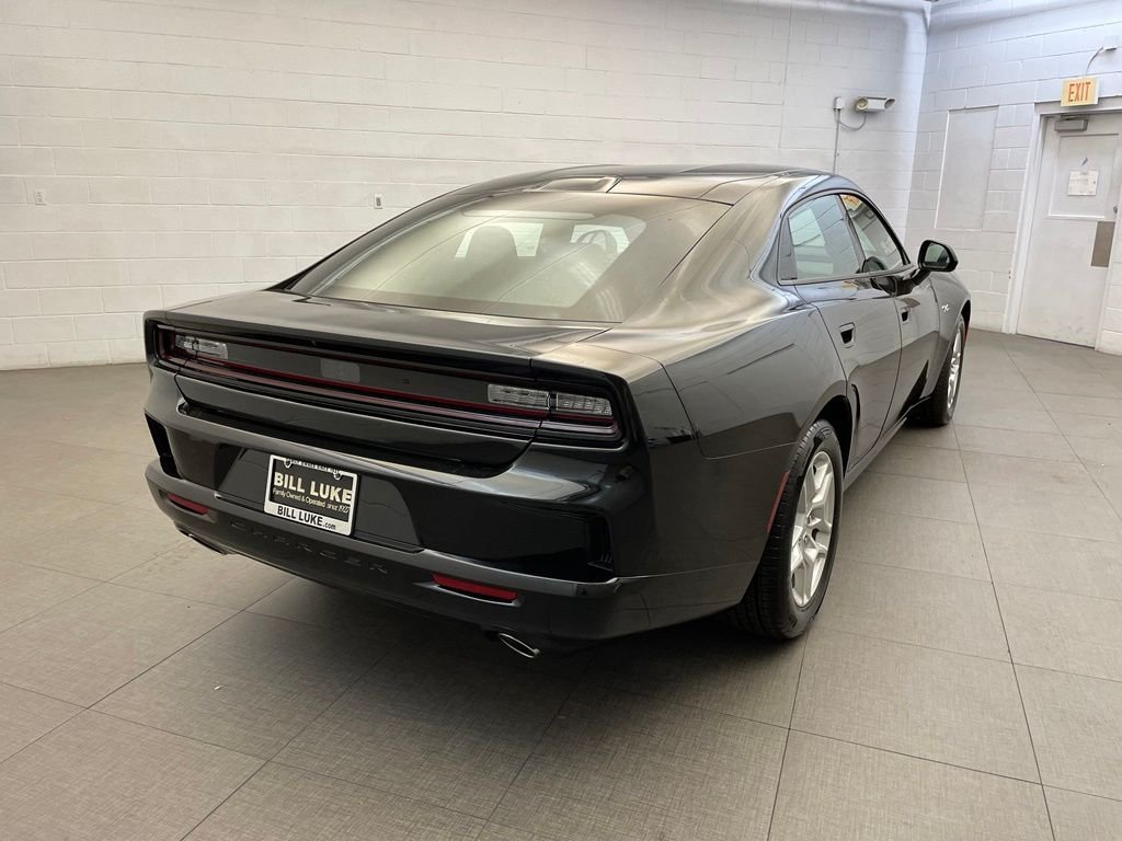 New 2026 Diamond Black Crystal Pearlcoat Dodge R/T image 4