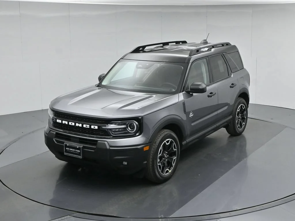 New 2026 Gray Ford Outer Banks image 31