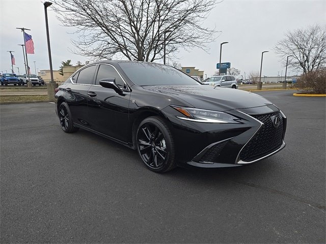 2025 Lexus ES Hybrid 300h