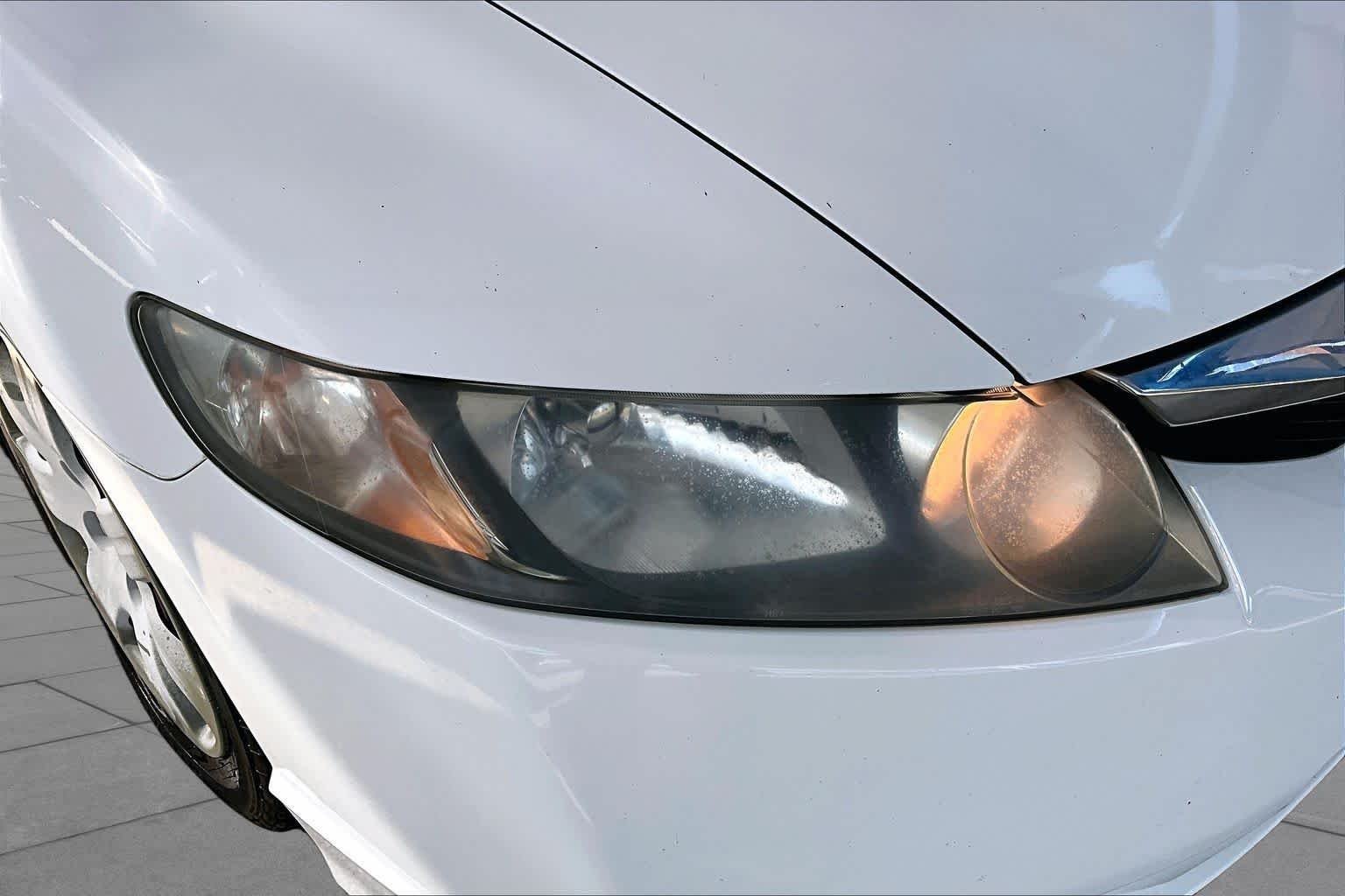 Used 2011 Taffeta White Honda LX image 26