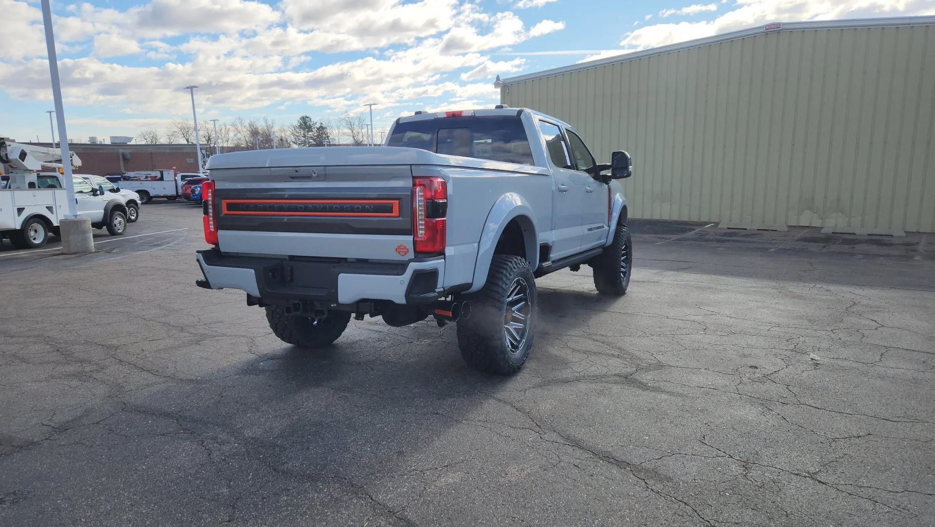 New 2026 Avalanche Ford LARIAT image 13