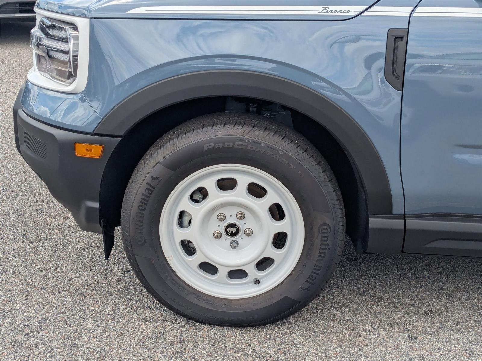 New 2025 Azure Gray Metallic Tri-Coat Ford Heritage image 10