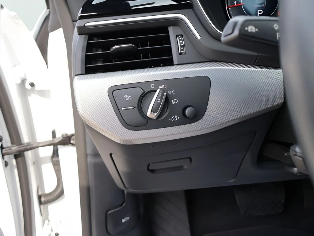 Used 2025  Audi 45 S line Premium image 37