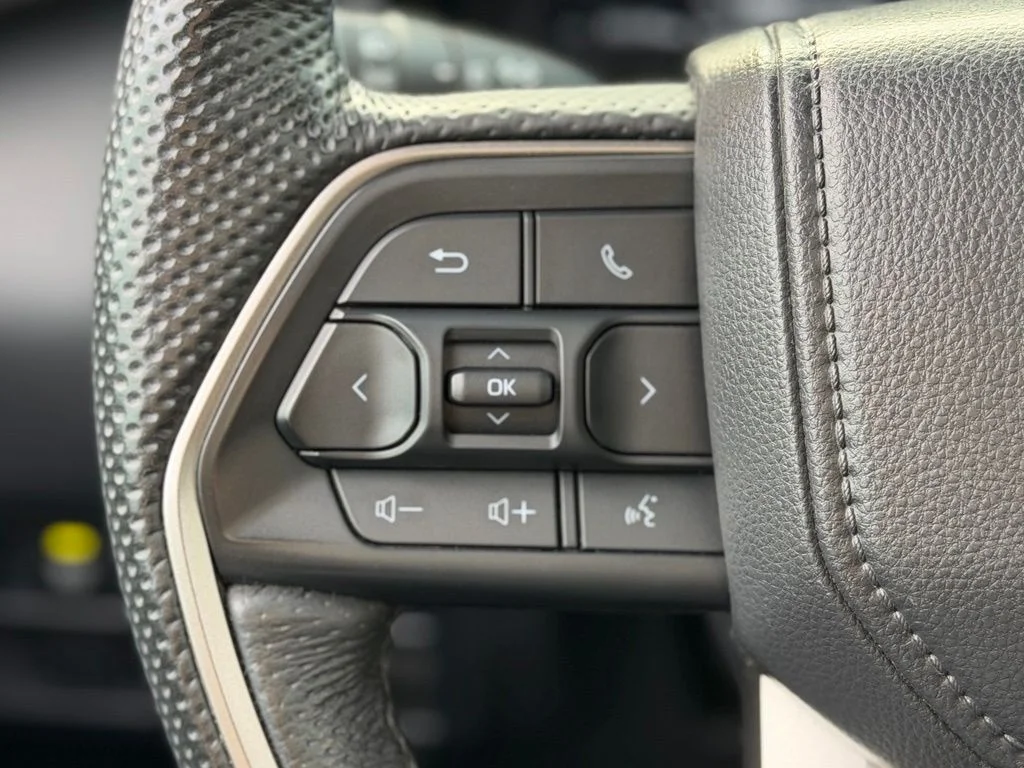 Used 2026  Toyota Limited image 11