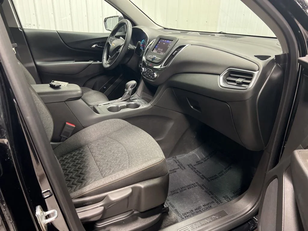 2023 Chevrolet Equinox LT - Photo 9