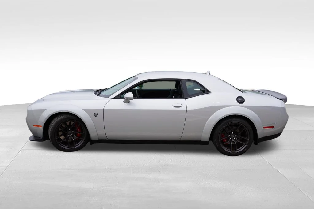 Used 2019 Triple Nickel Clearcoat Dodge SRT Hellcat Redeye Widebody image 9