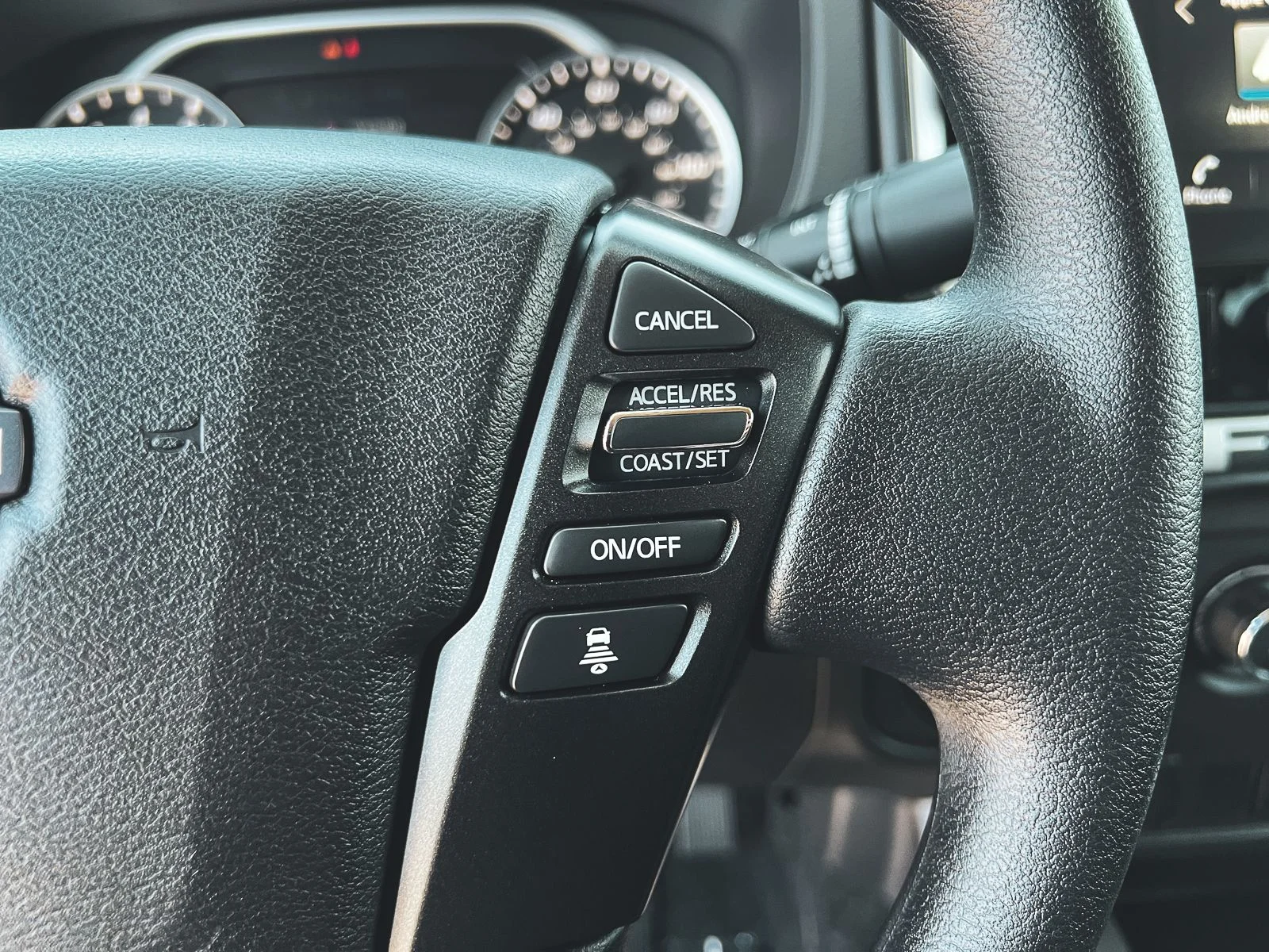 2025 Nissan Frontier SV - Photo 20