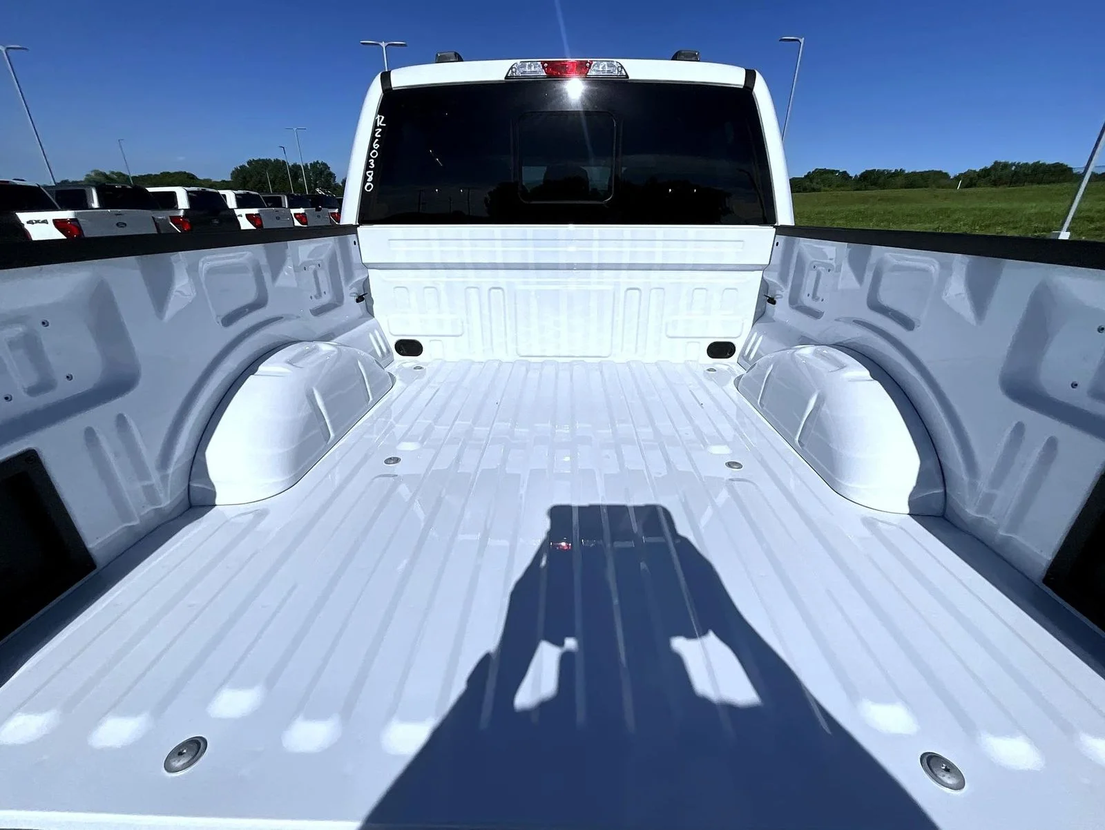 New 2026 Oxford White Ford XLT image 16