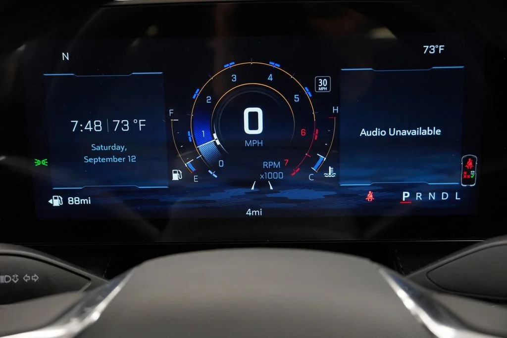 New 2027 Summit White Chevrolet LT image 15