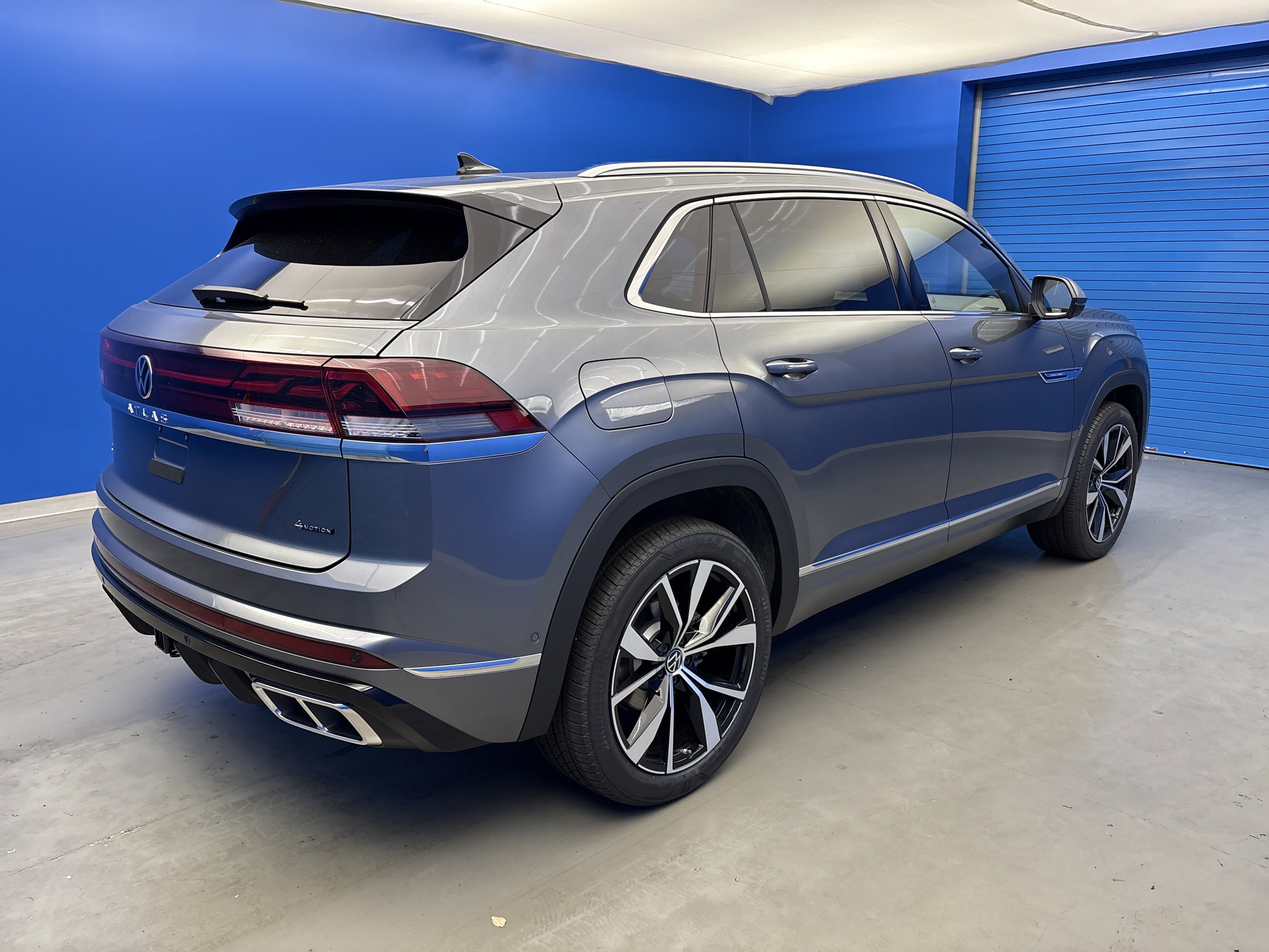 2025 Volkswagen Atlas Cross Sport SEL Premium R-LINE - Photo 7