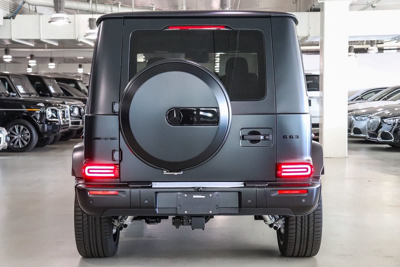 New 2027 MANUFAKTUR Night Black Magno Mercedes-Benz AMG® G 63 image 3