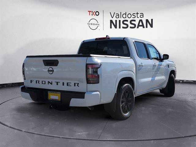 New 2026 Glacier White Nissan SV image 4
