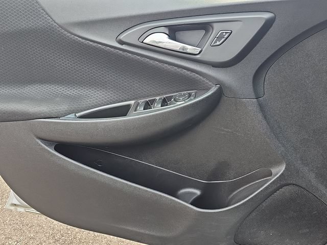 Used 2017 SILVER ICE METALLIC Chevrolet LT image 24