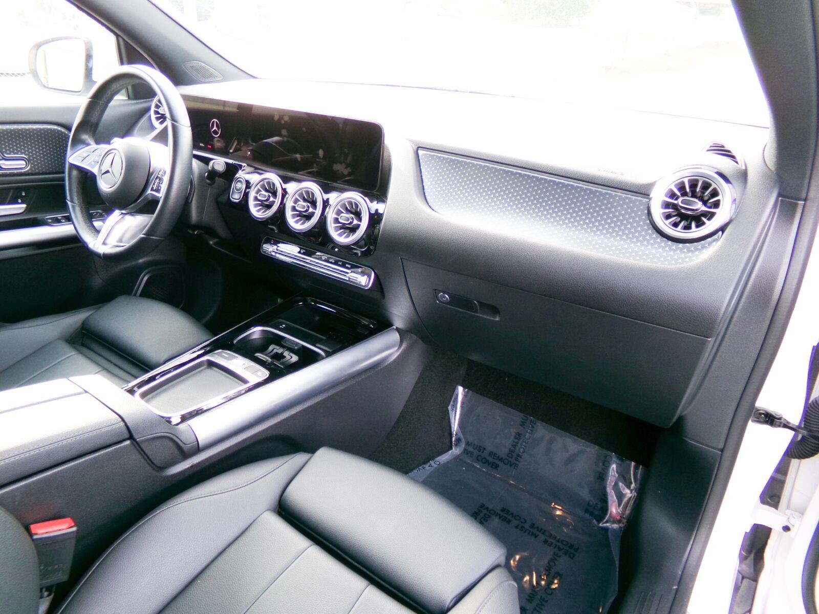 2025 Mercedes-Benz GLA GLA250 - Photo 16