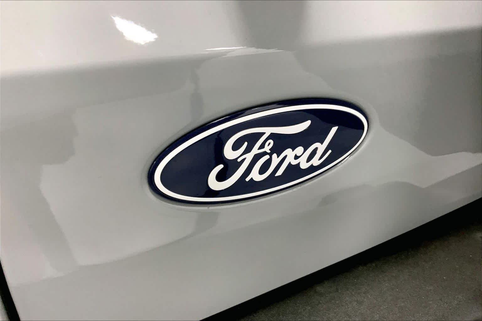 New 2026 Avalanche Ford Outer Banks® image 12