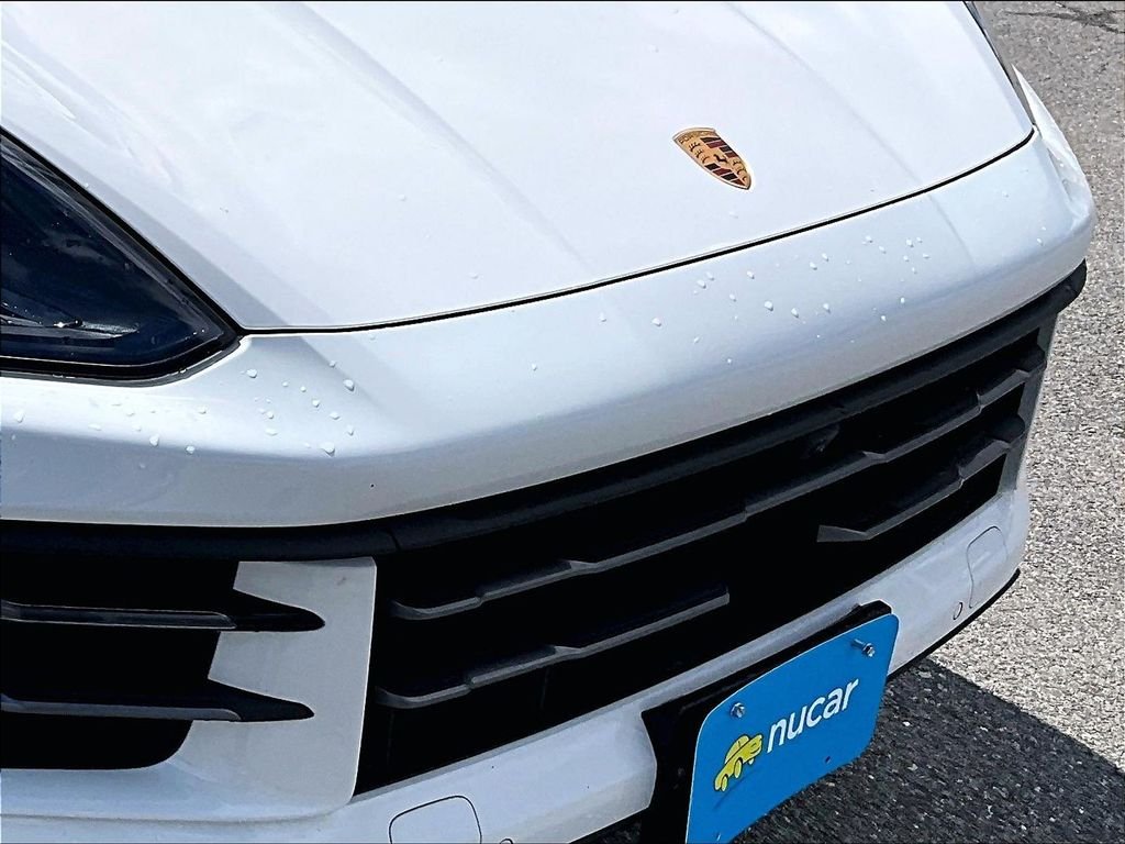 Used 2024 White Porsche Base image 32
