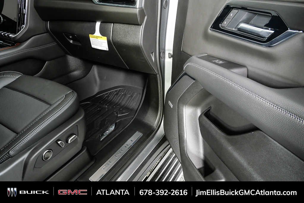 2026 GMC Yukon XL Denali - Photo 27