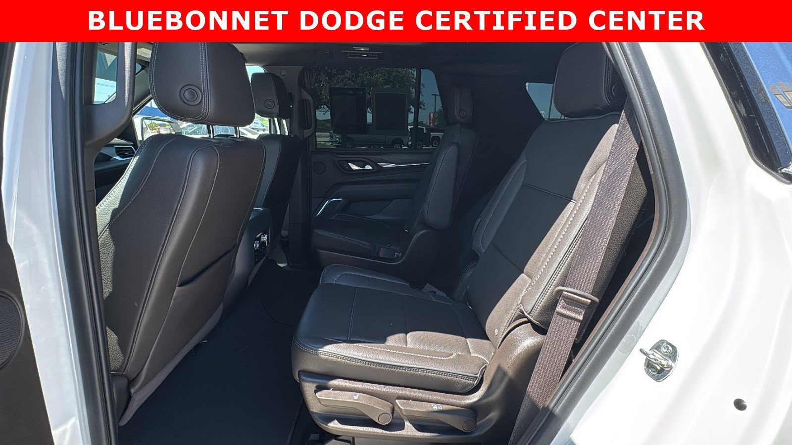 Certified Used 2022 White Frost Tricoat GMC Denali image 15