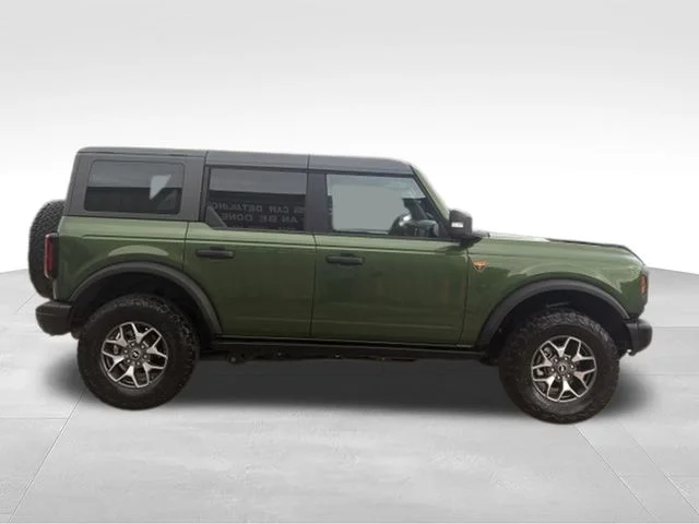 Used 2023 Green Ford Badlands image 8