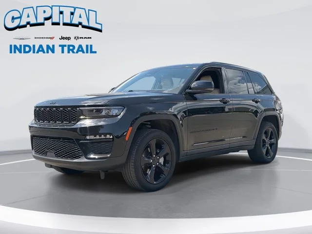 Used 2025 Black Jeep Limited image 1