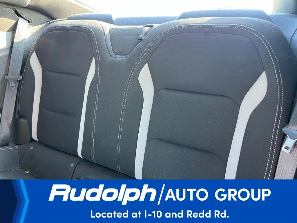Used 2022 White Chevrolet 1LT image 10