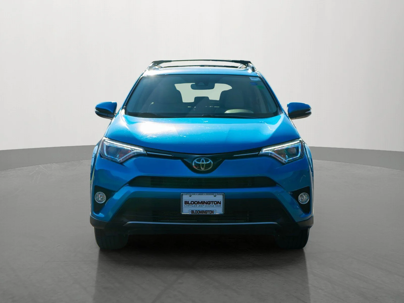 Used 2018 Toyota RAV4 Limited with VIN JTMDFREVXJD235783 for sale in Minneapolis, Minnesota