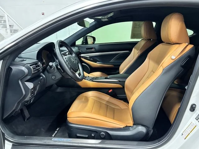 Used 2022 White Lexus 350 image 17