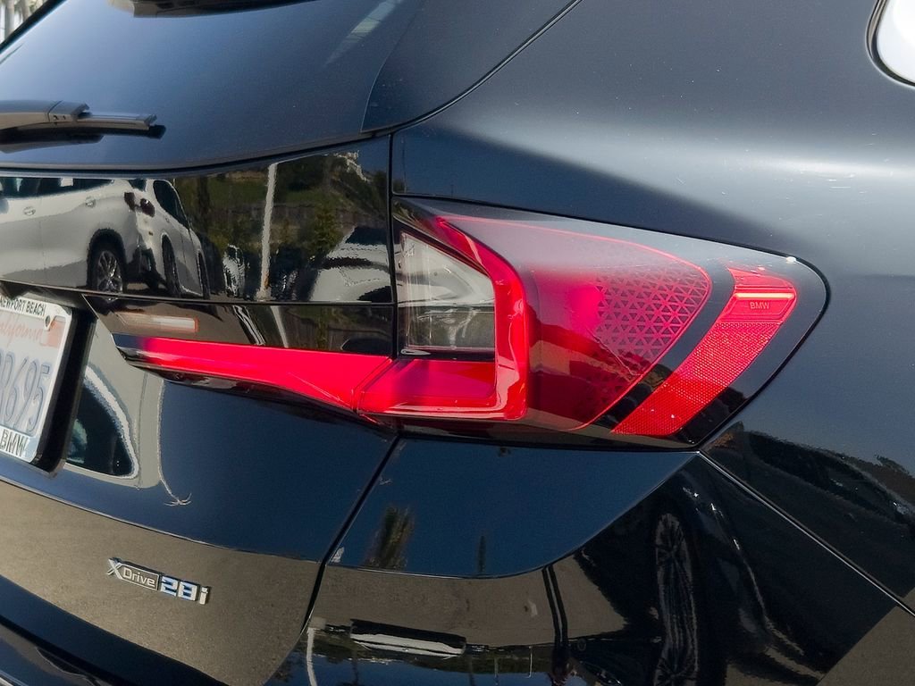 Used 2023 Jet Black BMW xDrive28i image 5