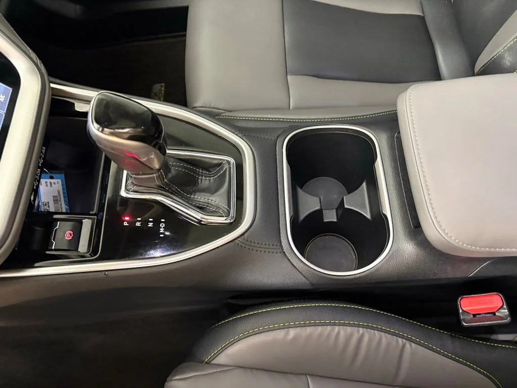 Used 2025 Gray Subaru Onyx Edition image 34