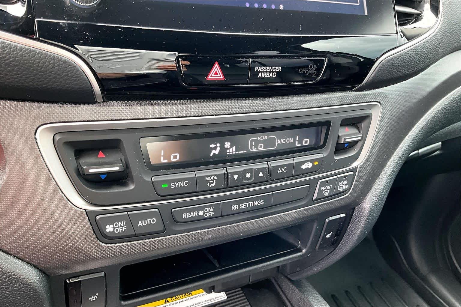Used 2023 Lunar Silver Metallic Honda RTL-E image 29