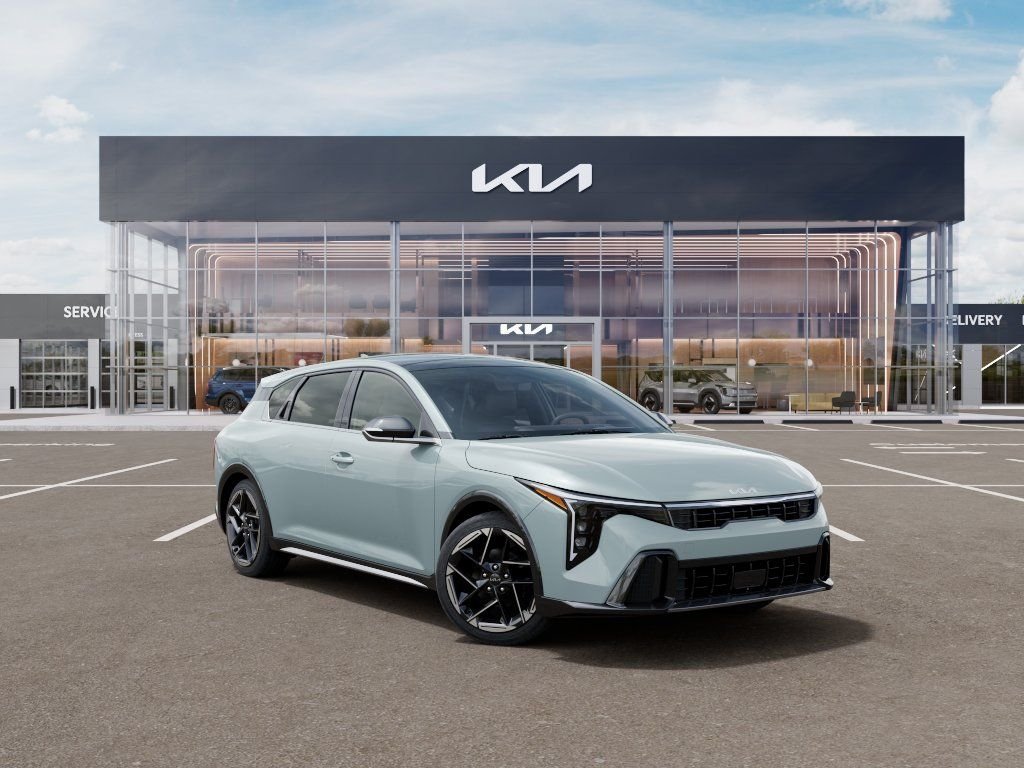 2026 Kia K4 GT-Line AT Hatchback's photo