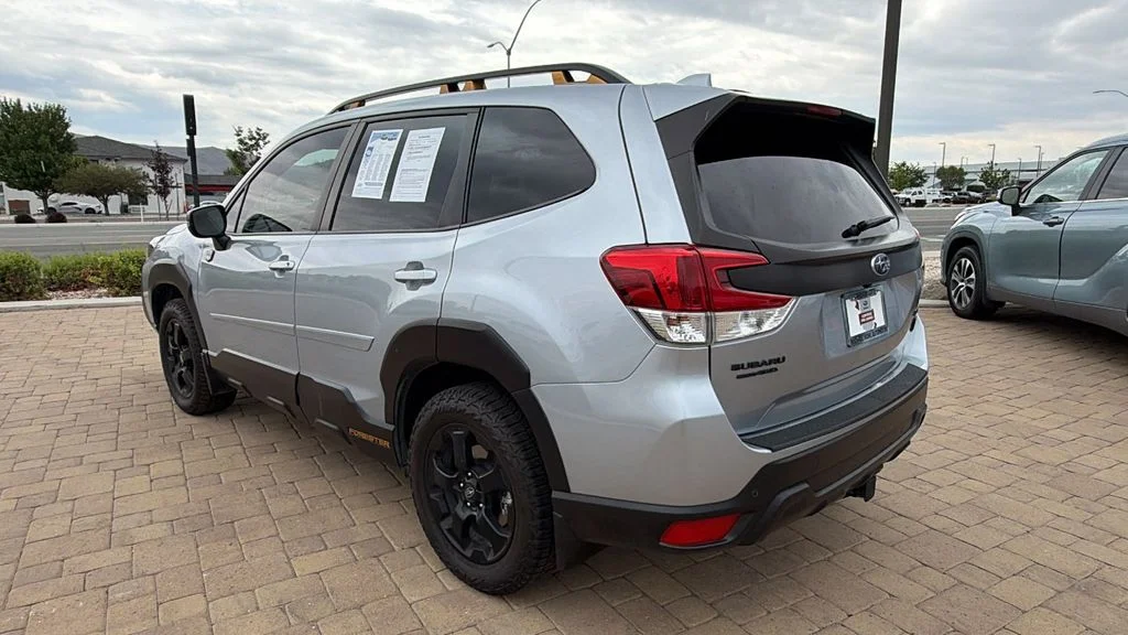 Certified Used 2023 Ice Silver Metallic Subaru Wilderness image 5