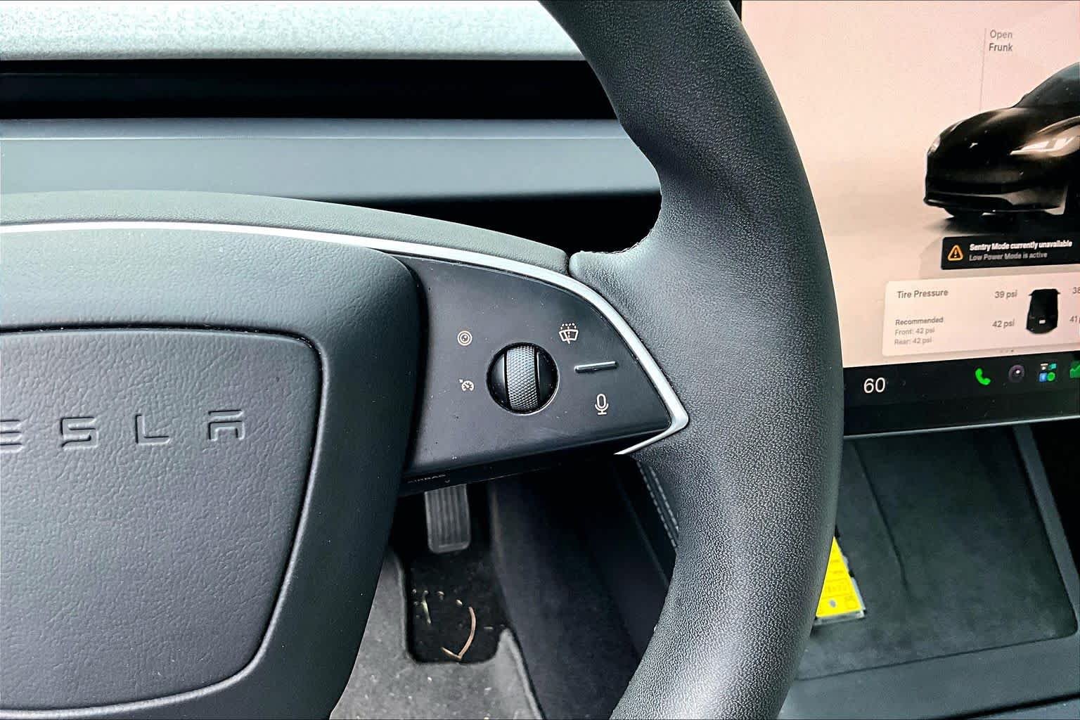 Used 2025  Tesla Long Range image 33