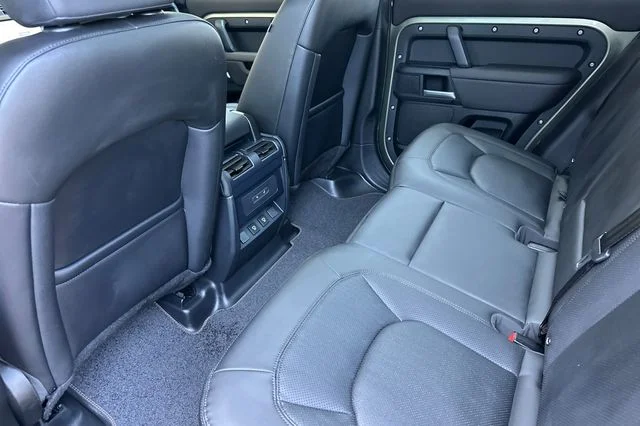 Certified Used 2025 Green Land Rover S image 11