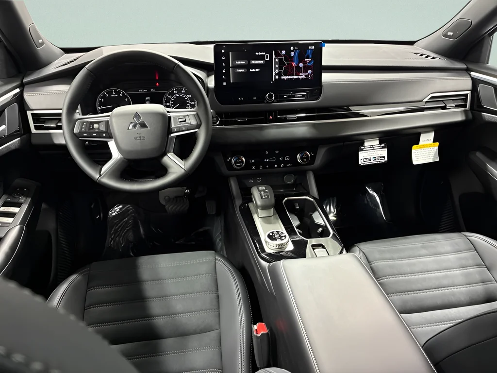 New 2026 Graphite Gray Mitsubishi LE 1.5T S-AWC image 9