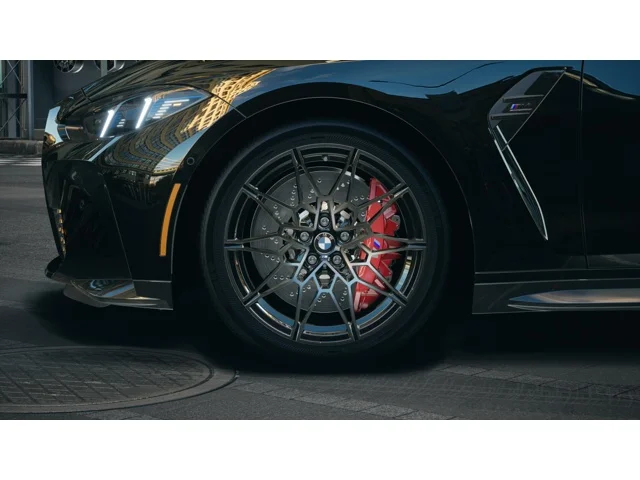 New 2027 Black Sapphire Metallic BMW M4 image 7
