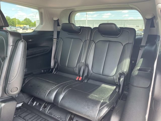 Used 2022 Red Jeep Limited image 14