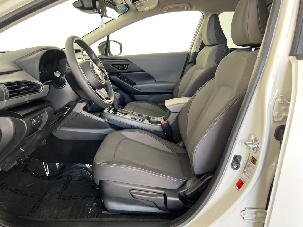 Used 2024 White Subaru Base image 11