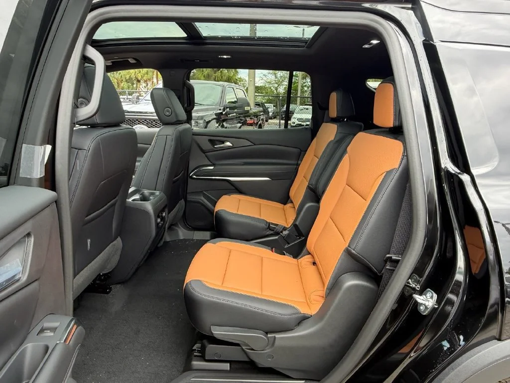 New 2027 Mosaic Black Metallic Chevrolet Z71 image 10