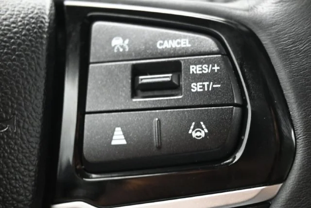 Used 2025 Gray Honda EX-L image 18