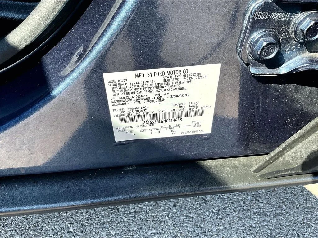 Used 2022 Blue Ford SE image 36