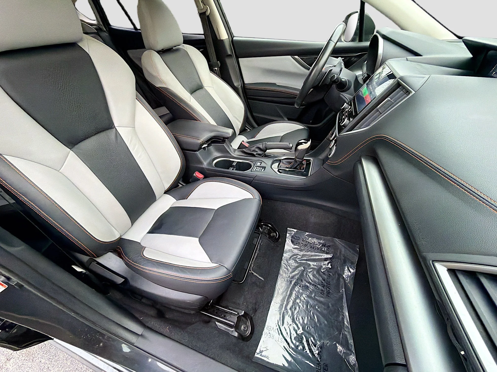 Used 2019 Dark Gray Metallic Subaru Limited image 14