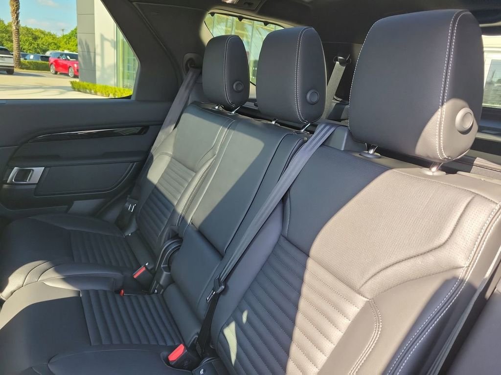 2025 Land Rover Discovery S - Photo 15