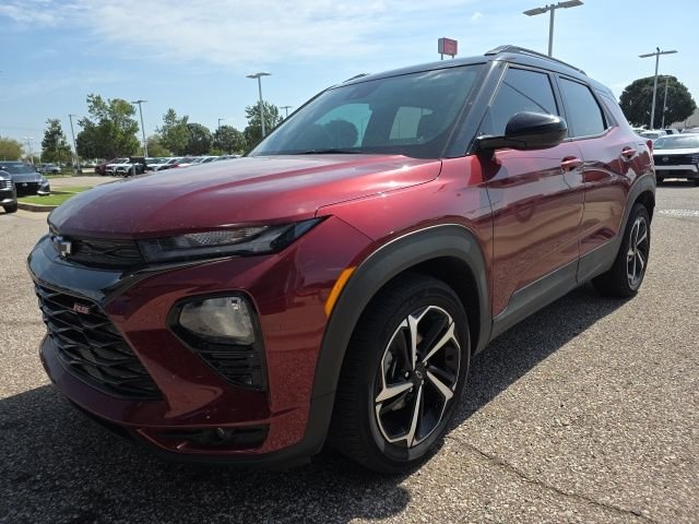 Used 2022 Red Chevrolet RS image 3
